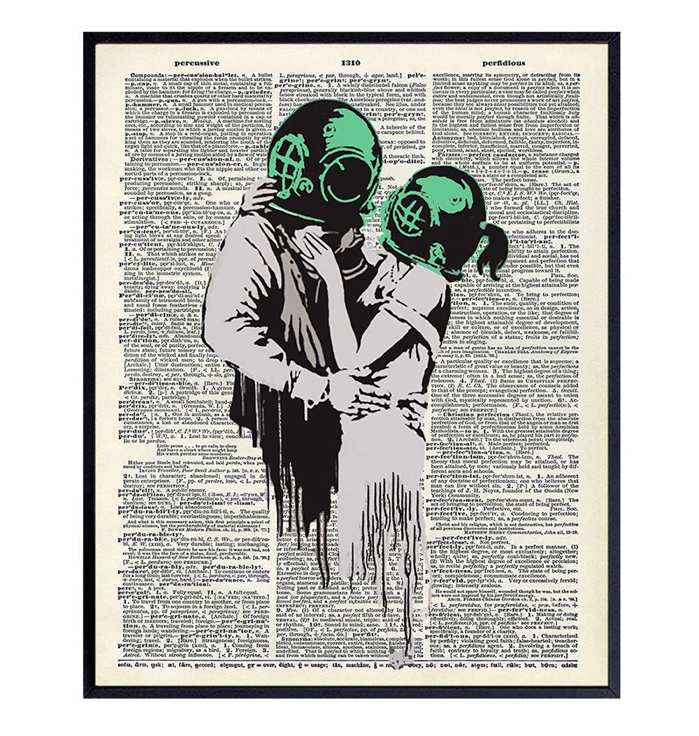 Amazon.com: Banksy Lovers Street Art Graffiti - Upcycled